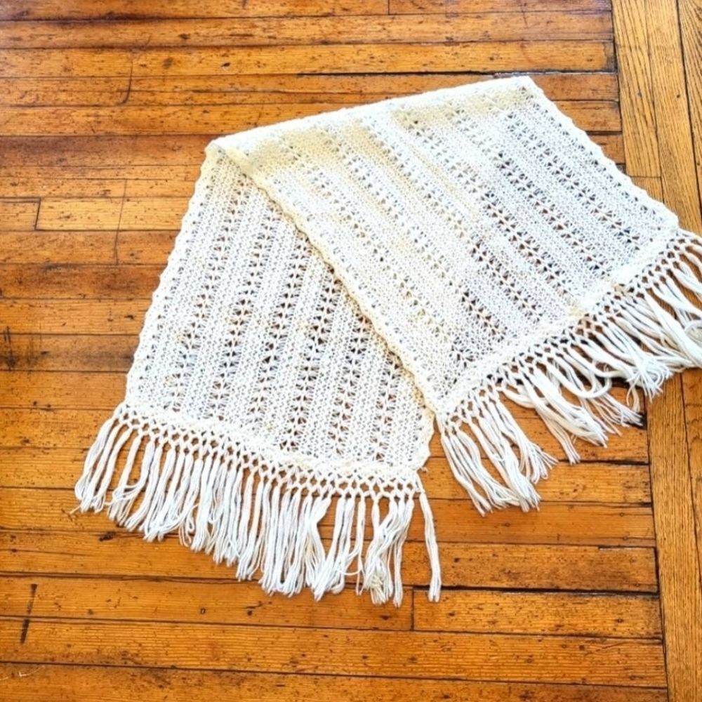 Handmade Knit Scarf with Fringe White